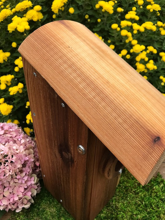 Birdhouse "The Frankie" - Wood Nesting Box