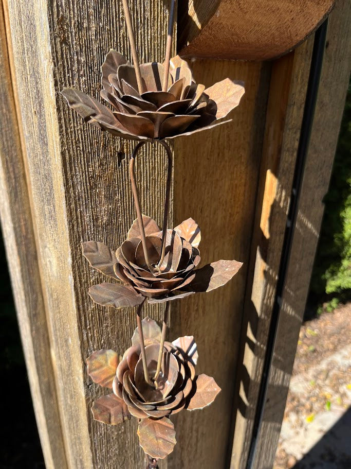 Lovely Rose Garden Ornament